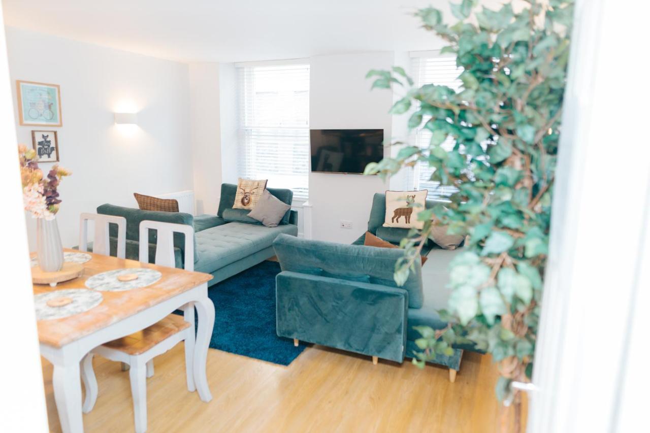 Luxury Modern 3 Bedroom Apartment In City Centre Εδιμβούργο Εξωτερικό φωτογραφία
