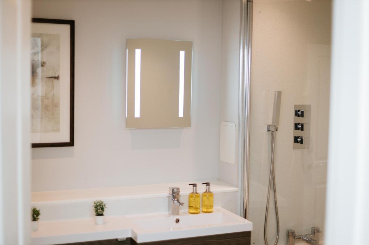 Luxury Modern 3 Bedroom Apartment In City Centre Εδιμβούργο Εξωτερικό φωτογραφία